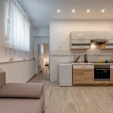 Temple Luxury 3